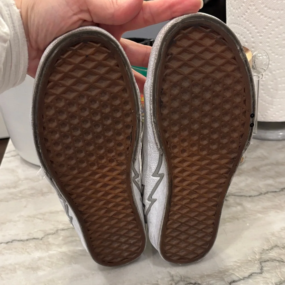 Vans White and Gray High-Top Sneakers sz 6.5 women, sz 5 men - Picture 9 of 10